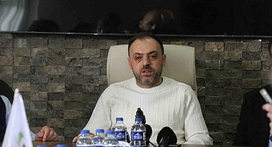 Sakaryaspor Başkanı Enes Zengin'den 1 aylık rapor: 8 transfer, 18 dosya kapatma