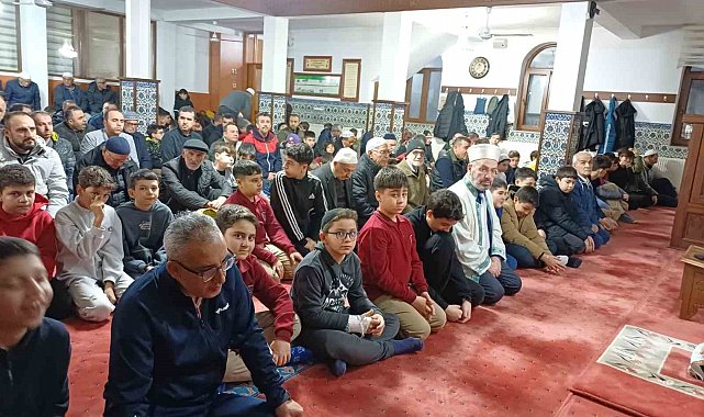 Salihli'de sabah namazı buluşması yoğun ilgi gördü