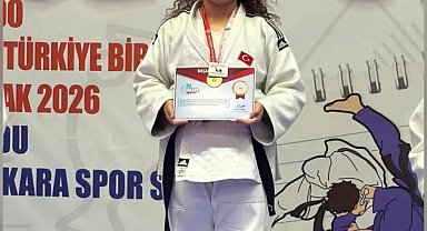 Salihlili Mürüvetnur Özkan Türkiye Şampiyonu oldu