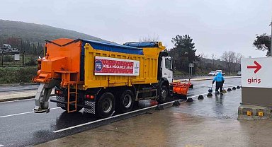 Sancaktepe Belediyesi ekiplerinden kışla mücadele çalışmalarında 24 esaslı mücadele