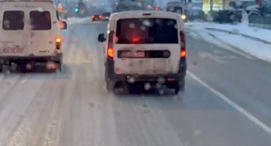 Saniyelerle yarışan itfaiyeye aracına yol vermedi