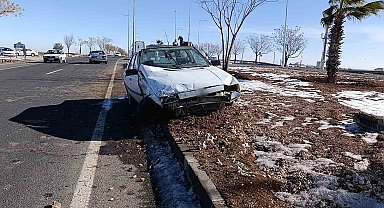 Şanlıurfa'da otomobiller çarpıştı: 4 yaralı