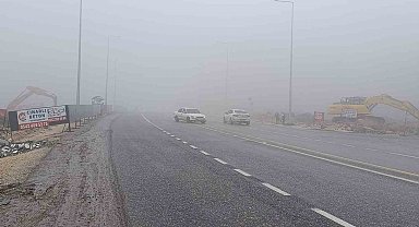 Şanlıurfa'da yoğun sis ve yağmur etkili oluyor