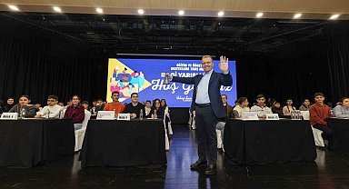 Seçer: "Mersin, eğitimli gençlerle daha da gelişecek"