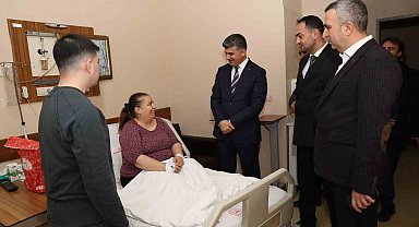 Şener, yeni yıl gecesinde kamu çalışanlarıyla buluştu