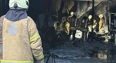 Silivri Sanayi Sitesi'nde yangın: Dikkatli çıraklar facianın önüne geçti