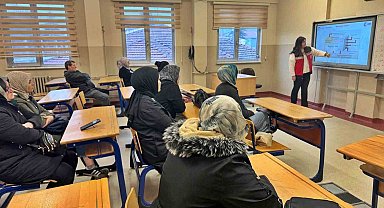 Simav'da gıda işletmesi çalışanlarına özel hijyen eğitimi