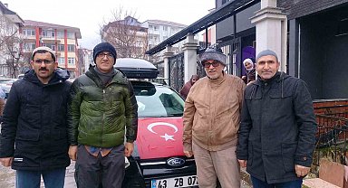 Simavlı 4 kişi özel araçlarıyla Umre yolculuğuna çıktı