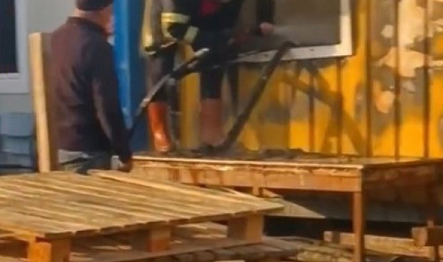 Sinop'ta konteyner yangını korkuttu