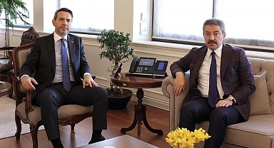 Şırnak milletvekili Tatar, elektrik altyapısı için Bakan Bayraktarla görüştü