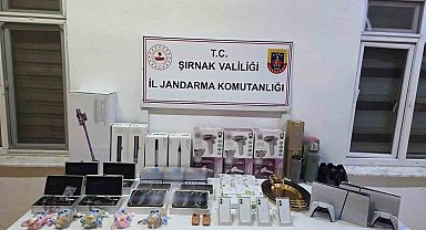 Şırnak'ta 7 buçuk milyon liralık kaçak malzeme ele geçirildi