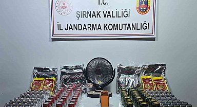 Şırnak'ta jandarma ekipleri 21 milyonluk kaçak ürün ele geçirdi