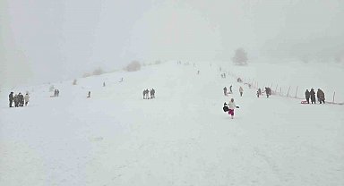 Sis ve yağışa rağmen Keltepe'ye akın ettiler