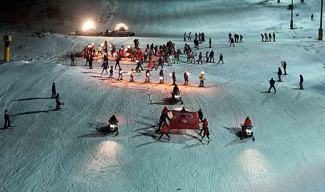 Sivas Yıldız Dağı'nda kayak sezonu halaylarla başladı