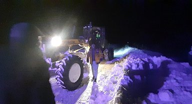 Sivas'ta kar esareti: Hastaya 4 saatte ulaşıldı