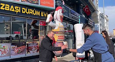 Sivaslı döner ustasından sıra dışı döner