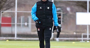 Sivasspor'dan Mehmet Altıparmak için açıklama