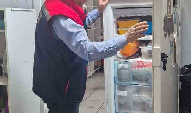 Söke'de gıda işletmeleri denetlemeleri sürüyor