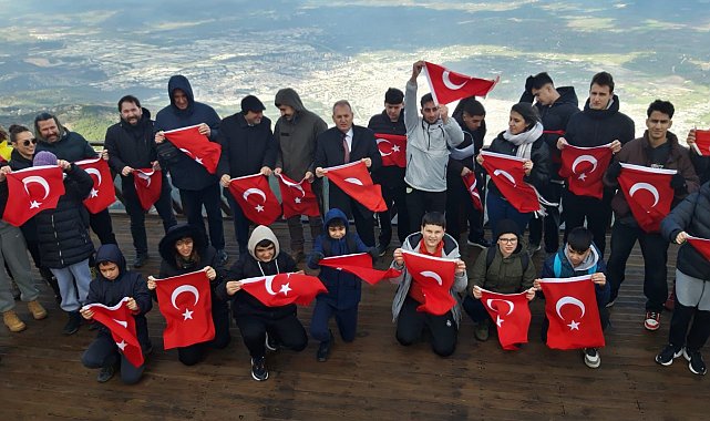 Spil'in zirvesinde Türk Bayrağı açtılar