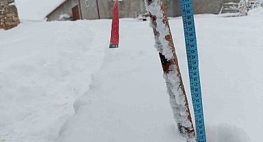 Şükranlı'da kar kalınlığı 35 santimetreyi geçti
