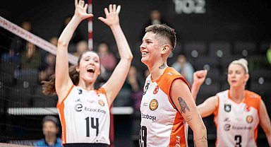 Sultanlar Ligi: Eczacıbaşı Dynavit: 3 - Nilüfer Belediyespor Eker: 0