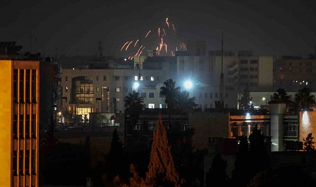 Suriye ordusu Halep'in Eşrefiye Mahallesi'nde birçok noktada kontrolü sağladı