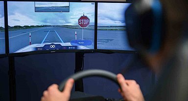 Sürücü adayları Japonya'da yoğun kamp programından, Çin'de 4 aşamalı sınav maratonundan geçiyor