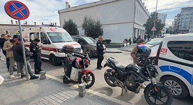 SUV tipi araç motosikletlilere çarptı: 2 yaralı