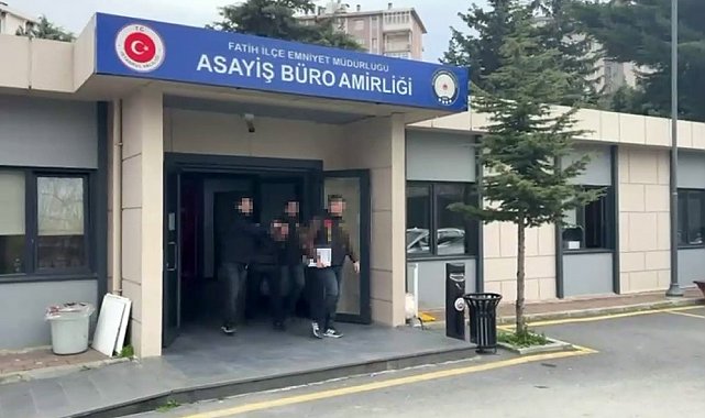 Tartıştığı kişiyi silahla vurup başında bekledi