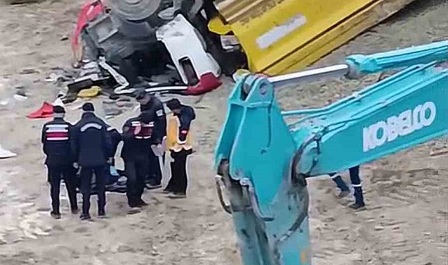 Taş ocağında uçuruma yuvarlanan kamyonun sürücüsü hayatını kaybetti