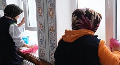 Tavşanlı'da camilerde temizlik çalışmaları