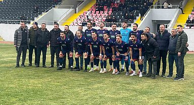 Tepecikspor zirve takibini bırakmıyor