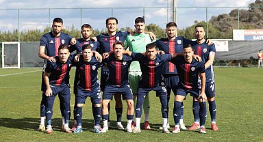 TFF 2. Lig: Altınordu: 0 - Adana 01 Futbol Kulübü: 3