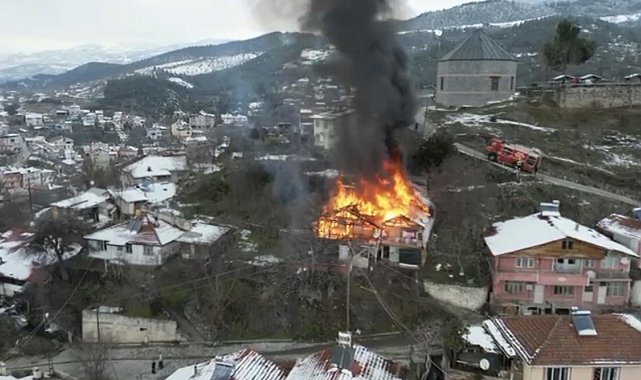 Tokat'ta sobadan çıkan kıvılcım evi kül etti