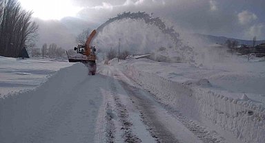 Tomarza - Tufanbeyli yolu açıldı