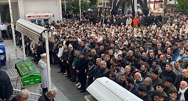 Trafik kazasında ölen muhtar, son yolculuğuna uğurlandı