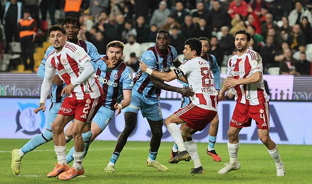Trendyol Süper Lig: Antalyaspor: 1 - Trabzonspor: 1