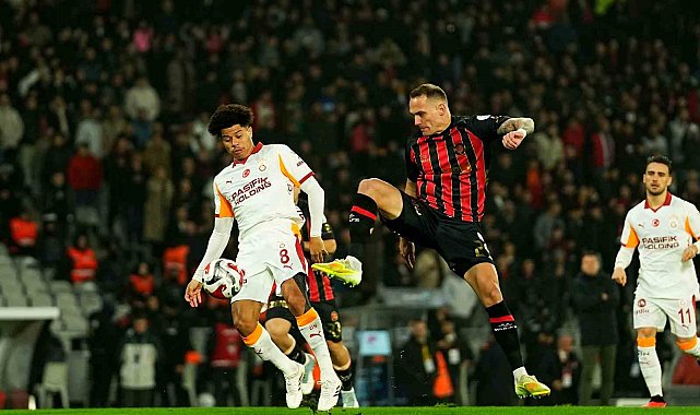 Trendyol Süper Lig: Fatih Karagümrük: 0 - Galatasaray: 1