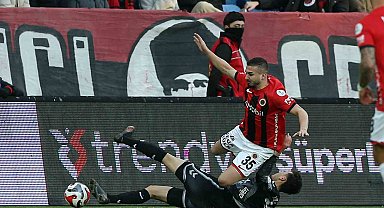 Trendyol Süper Lig: Gençlerbirliği: 1 - Samsunspor: 1