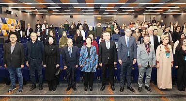 Türk dünyası şairleri BUÜ'de buluştu