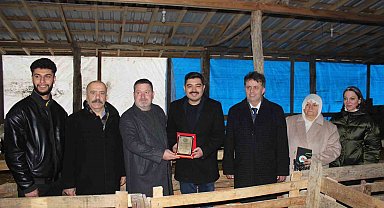 Türkeli'de örnek koyunculuğa başarı plaketi