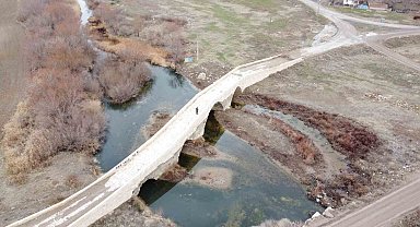 Tuzla köprüsü, Selçuklu'dan günümüze hizmet vermeye devam ediyor