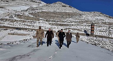 Tuzluca Kaymakamı Yılmaz, Ünlendi Barajı inşaatına incelemelerde bulundu