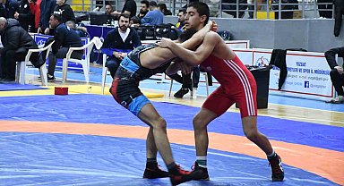 U17 Güreş Grup Müsabakaları, Yozgat'ta tamamlandı