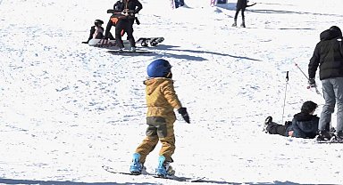 Uludağ'da sömestr hareketliliği zirveye çıktı
