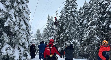 Uludağ'da telesiyej arızası: 43 tatilci kurtarıldı, 8 kişiyi kurtarma çalışması sürüyor