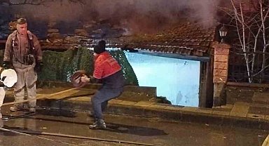 Ümraniye'de korkutan gecekondu yangını