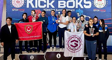 Üniversitelerarası Kick Boks Türkiye Şampiyonası'nda MCBÜ'den büyük başarı