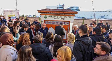 Üniversitelilerin final stresine sıcak bir mola: Başkan Kavuş'tan gençlere çorba ikramı