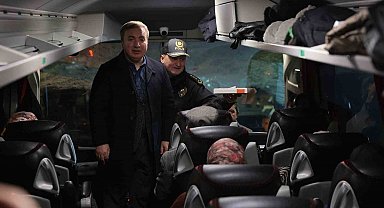 Vali Aydoğdu, yeni yıla polis uygulama noktasında girdi